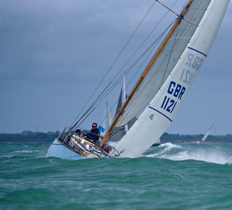 Cowes Week 2019 day 2 photo copyright Tom Hicks / www.solentaction.com taken at Cowes Combined Clubs and featuring the Classic Yachts class