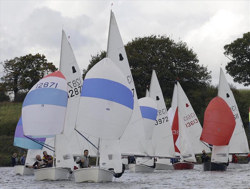 Midland Bell travellers’ circuit in the heart of Shropshire photo copyright Matthew Thursfield taken at Chelmarsh Sailing Club and featuring the GP14 class