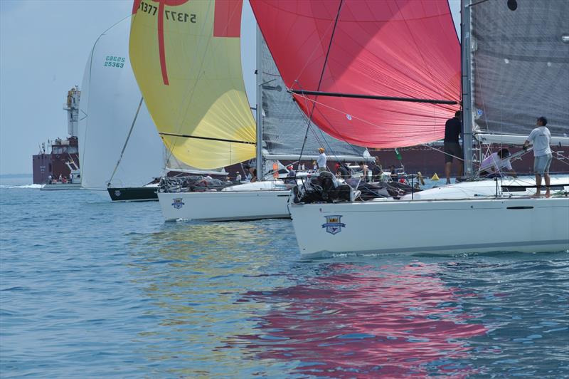Start of Bell's Beer Bayview Mackinac Race 2015 photo copyright Bayview Yacht Club / Martin Chumiecki taken at Bayview Yacht Club and featuring the IRC class