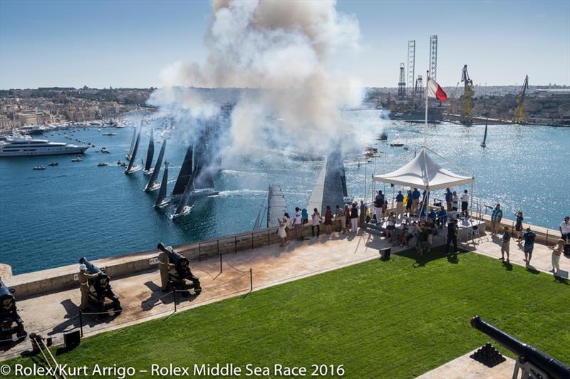 The Rolex Middle Sea Race 2016 starts photo copyright Kurt Arrigo / Rolex taken at Royal Malta Yacht Club and featuring the IRC class