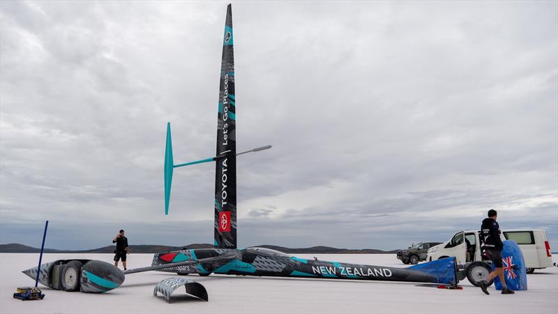Horonuku prepares for a run on Lake Gairdner in early October 2022 photo copyright Emirates Team New Zealand taken at Royal New Zealand Yacht Squadron and featuring the Land Yacht class