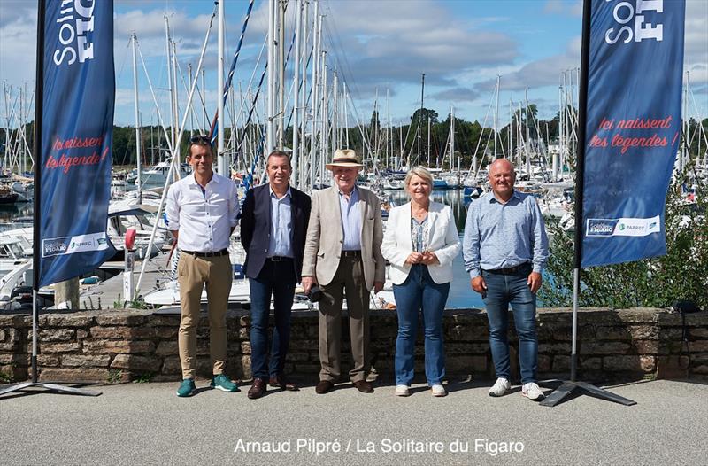 Hervé Favre, Alain Le Grand, Daniel Goyat, Anne Gallo et Erwan Nedelec - La Solitaire du Figaro - photo © Arnaud Pilpré