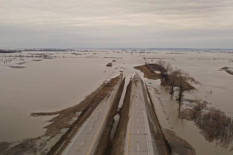 The Missouri River is just going to keep on flooding photo copyright Scott Olson / Getty Images taken at 