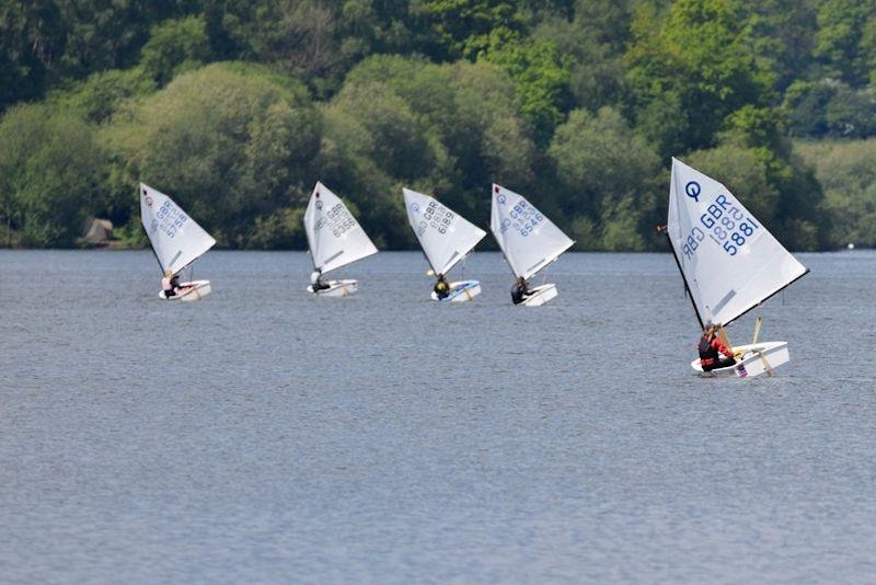 IOCA South East Optimist Travellers Series at Weir Wood photo copyright Steve Day taken at Weir Wood Sailing Club and featuring the Optimist class