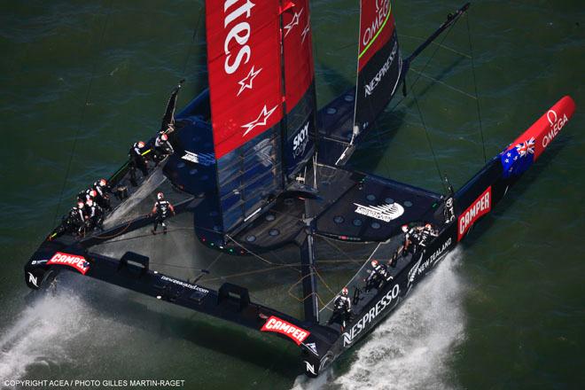 07/09/2013 - San Francisco (USA,CA) - 34th America’s Cup - Oracle vs ETNZ; Day 1 Racing © ACEA - Photo Gilles Martin-Raget http://photo.americascup.com/