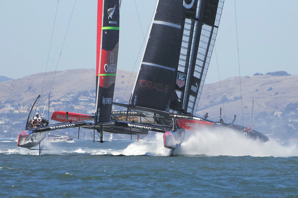 Seconds after the start, ETNZ leads Oracle to the first mark. - America’s Cup © Chuck Lantz http://www.ChuckLantz.com