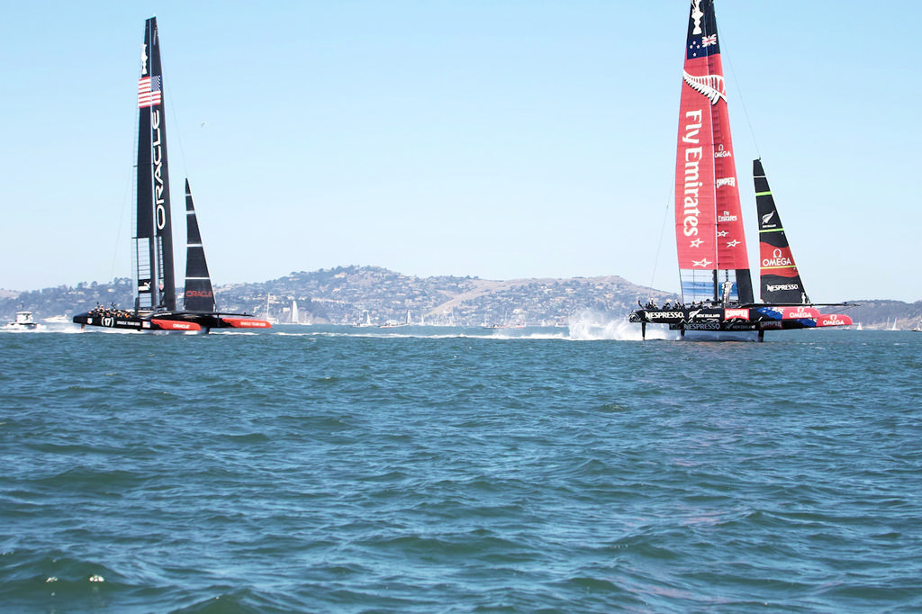 Heading downwind on the first of five legs, ETNZ already stretching their lead over Oracle. - America’s Cup © Chuck Lantz http://www.ChuckLantz.com