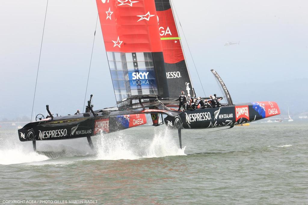 25/08/2013 - San Francisco (USA,CA) - 34th America's Cup - Louis Vuitton Finals Race 8; Luna Rossa vs Emirates Team New Zealand photo copyright ACEA - Photo Gilles Martin-Raget http://photo.americascup.com/ taken at  and featuring the  class