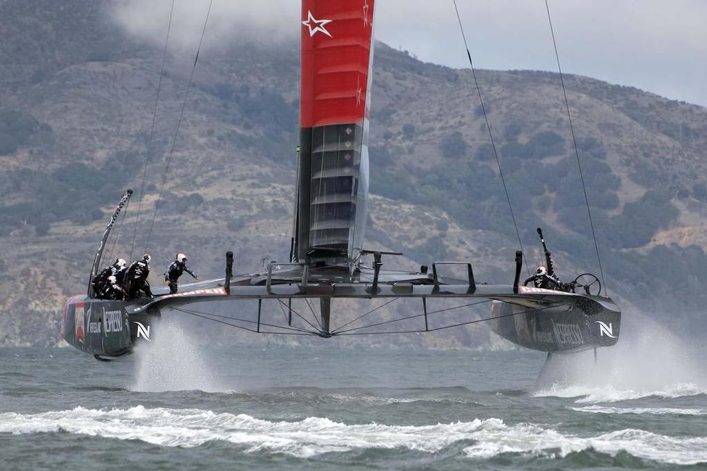 Emirates Team New Zealand rearview during day 3, race 5 of the 34th America’s Cup © Chuck Lantz http://www.ChuckLantz.com