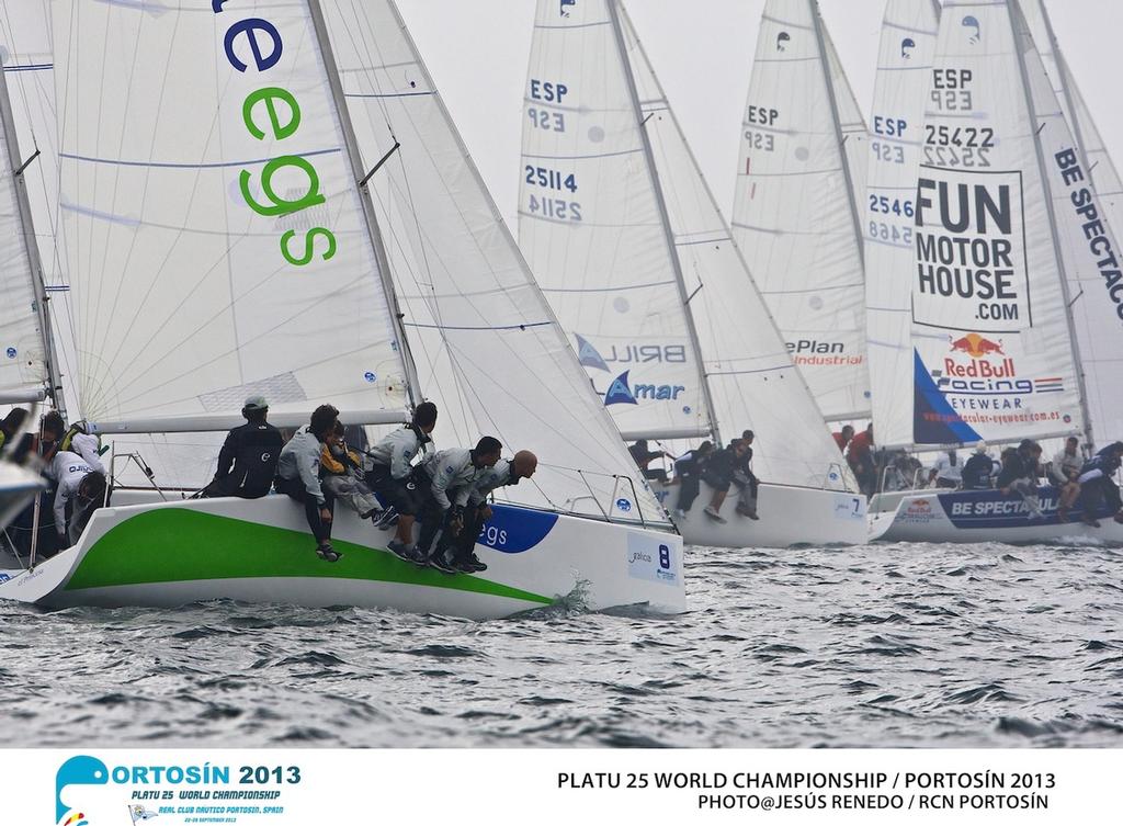 Platu 25 Worlds - Teams in action on day 1 PortosÃ­n , Galicia, Spain.  ©  Jesus Renedo http://www.sailingstock.com