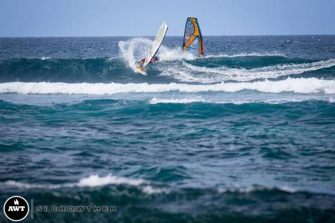 Casey (Maui Sails, Quatro, MFC) slashes and boosts his way to the final.  © Si Crowther / AWT http://americanwindsurfingtour.com/