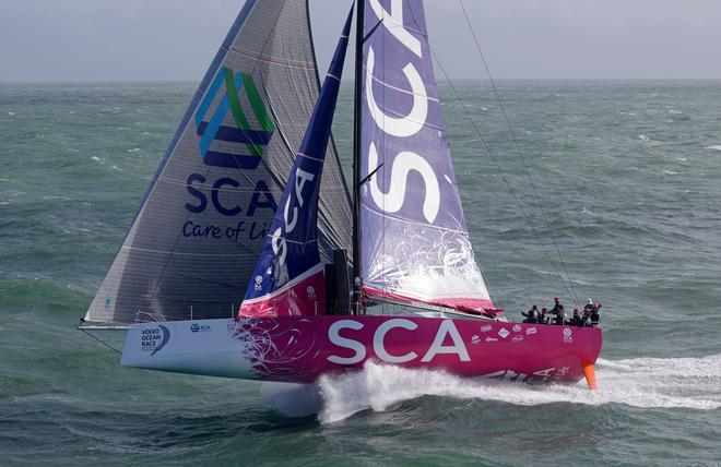 The one-design Volvo Ocean 65 keel riding on lift generated by the angled canting keel © Rick Tomlinson / Team SCA