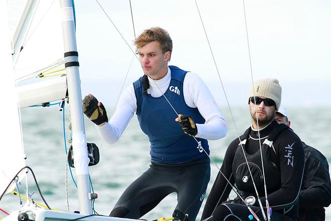 Chris Dare’s Brighton BMW crew made up of Ollie Tweddell (mainsheet) and 470 sailor Will Llewellyn  © Teri Dodds
