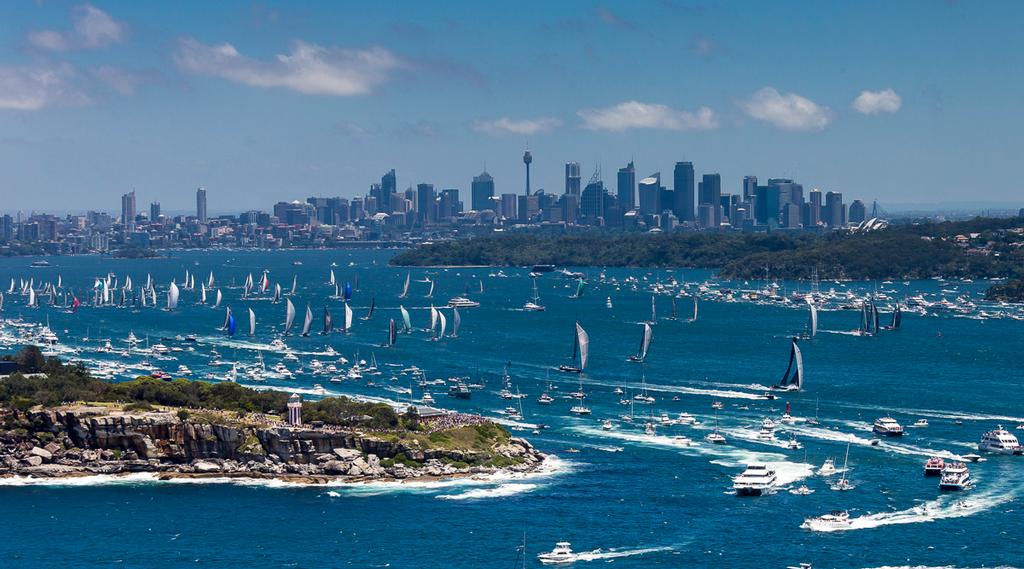Race Start - Rolex Sydney Hobart Yacht Race 2014 ©  Rolex / Carlo Borlenghi http://www.carloborlenghi.net