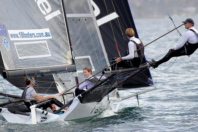 Fisher ad Paykel - 18ft Skiffs Queen of the Harbour Race © Australian 18 Footers League http://www.18footers.com.au