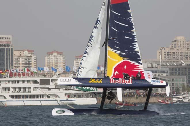 Red Bull Sailing Team © Lloyd Images/Extreme Sailing Series