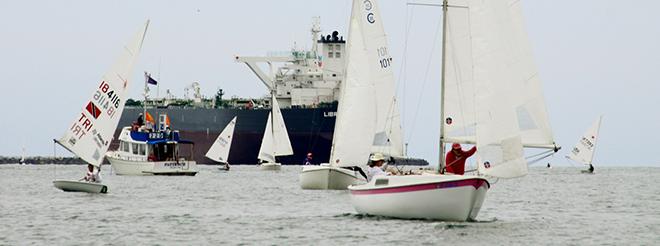  ABYC Commodore Jennifer Kuritz (r.) leads Cal 20s and Lasers downwind in Memorial Day Regatta  - ABYC Memorial Day Regatta 2014 © Rich Roberts