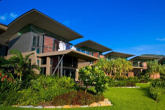 Yacht Club Villa 6 boasts a fantastic grassed area out front...  © Kristie Kaighin http://www.whitsundayholidays.com.au