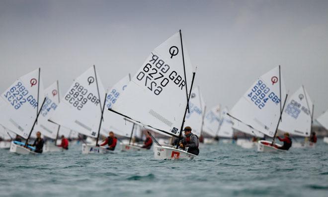 Optimist Fleet,Drifting downwind! - 2014 RYA Zone and Home Countries Championships, Day 1 ©  Paul Wyeth / RYA http://www.rya.org.uk