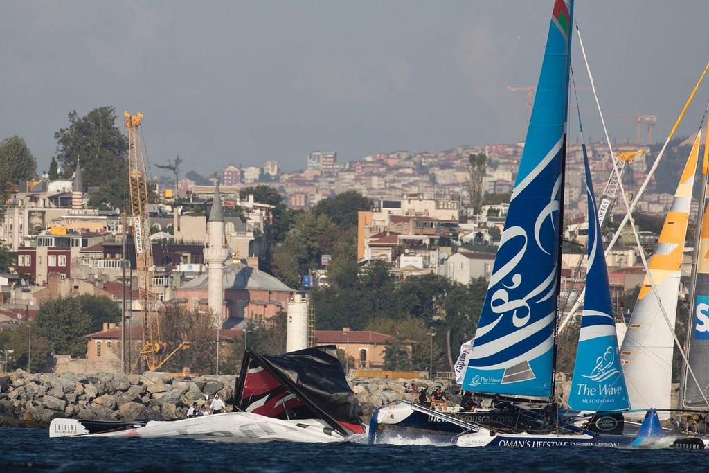 2014 Extreme Sailing Series, Act 6 - Alinghi dismasted on opening day in Istanbul © Lloyd Images/Extreme Sailing Series