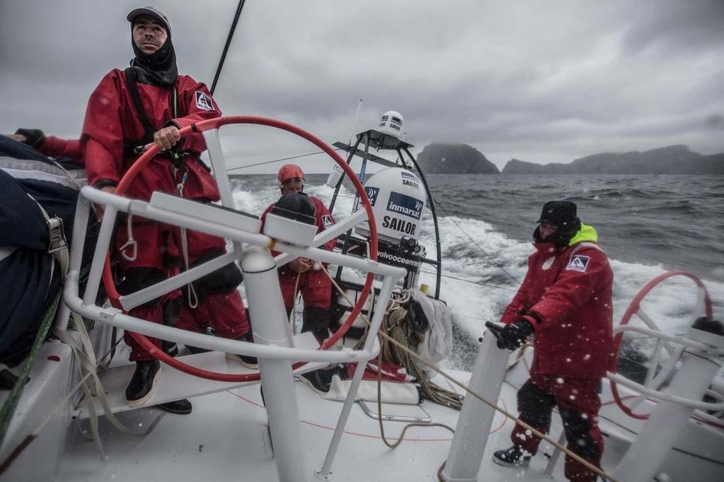 August 15, 2014: The Spanish Team, skippered by Iker Martinez, second Volvo Oean 65 to cross the finish line of the Sevenstar Round Britain and Ireland Race. Here, Gonzalo Araujo at the helm. ©  Justin Chisholm / Abu Dhabi Ocean Racing http://www.volvooceanrace.com
