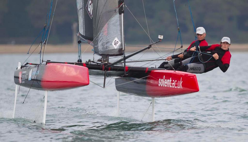 Solent Whisper foiling action © onEdition http://www.onEdition.com