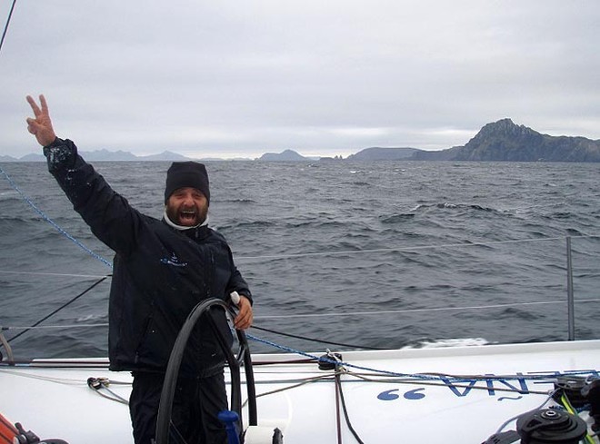 Pachi onboard Mutua Madrileña rounding Cape Horn for the first time!©Mutua Madrileña - Barcelona World Race © Barcelona World Race http://www.barcelonaworldrace.org