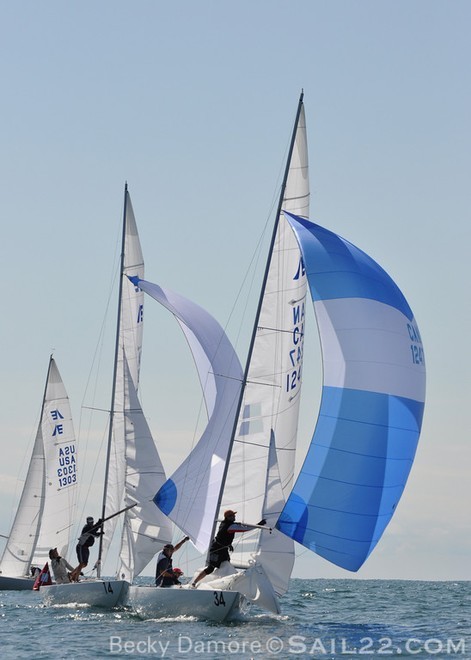 Coming into the mark - 2009 North American Etchells Toronto Canada © Becky Damore Sail22 http://www.sail22.com