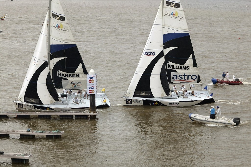 Racing close to the dock - very. Hansen vs Williams. Monsoon Cup 2007 © Guy Nowell http://www.guynowell.com