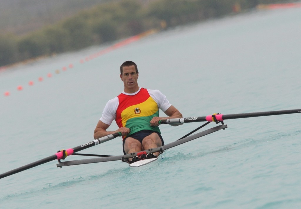 Rob Waddell racing in the final of the National Single Sculls Championship a week after racing in the Louis Vuitton Pacific Series photo copyright Rob Bristow www.rowinginfo.info taken at  and featuring the  class