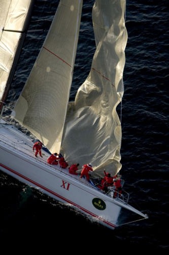 Wild Oats effects a headsail change in those last vital miles to the finish of the 2005 Rolex Sydney Hobart ©  Rolex / Carlo Borlenghi http://www.carloborlenghi.net