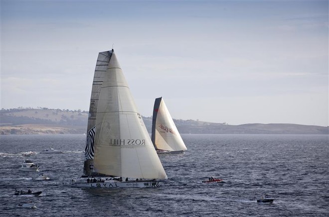 The battle: Investec Loyal and Wild Oats XI on the Derwent River  ©  Rolex/Daniel Forster http://www.regattanews.com