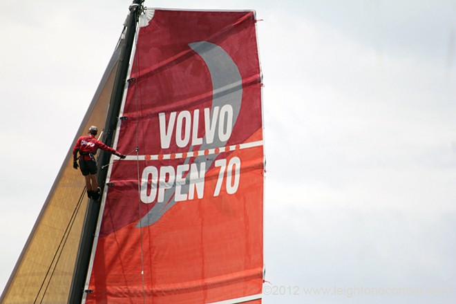 Volvo Ocean Race 2011-12 Leg 7 restart © Leighton O'Connor http://www.leightonphoto.com/