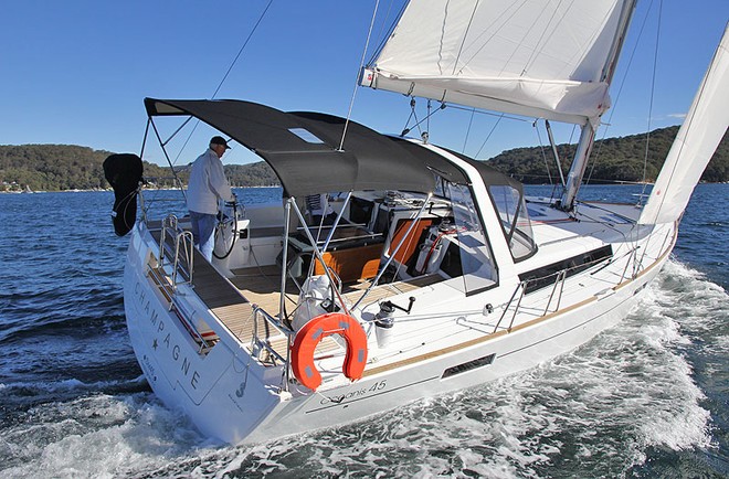 Underway and with the transom door now closed, you still get to see the expansive cockpit. - Oceanis 45 ©  John Curnow