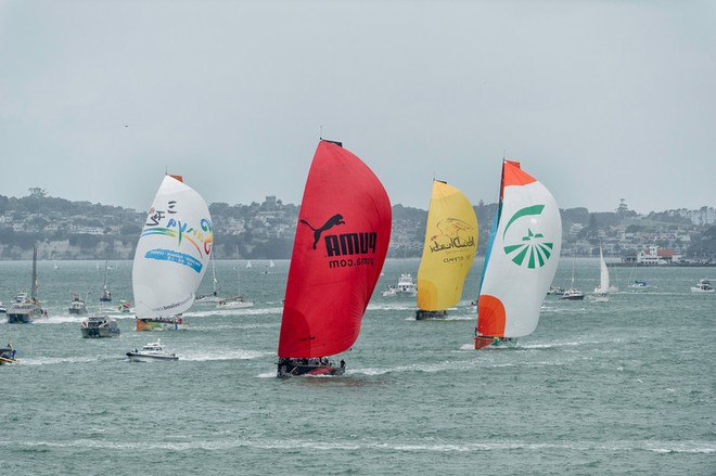 The fleet followed by spectator boats during the In-Port Race in Auckland, during the Volvo Ocean Race 2011-12.  © Paul Todd/Volvo Ocean Race http://www.volvooceanrace.com