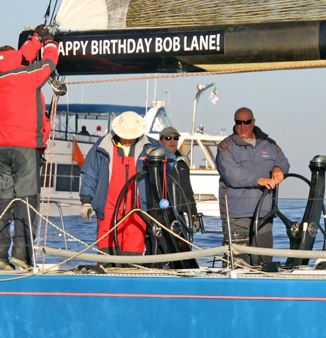 Bob Lane (r.) steers Medicine Man to a drifting birthday finish © Rich Roberts http://www.UnderTheSunPhotos.com
