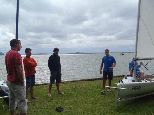 Adult dinghy sailing at French Bay Sailing Club on the Manukau Harbour © zoe hawkins