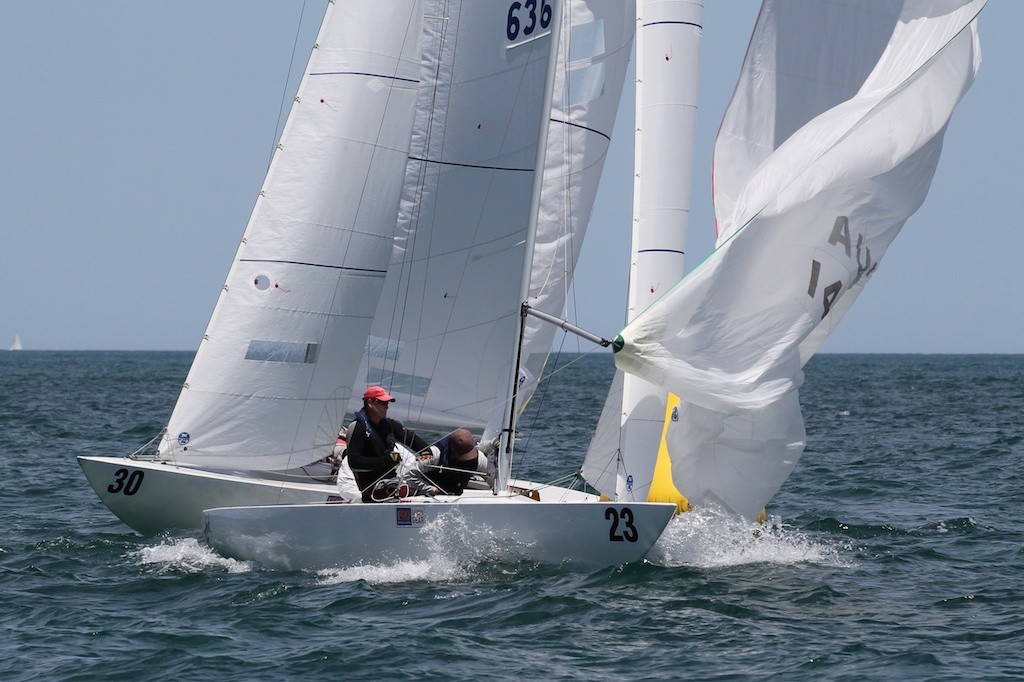 Manford rounds the top mark ahead of Z-ipi - Prochoice Safety Gear Etchells Nationals © Ron Jensen