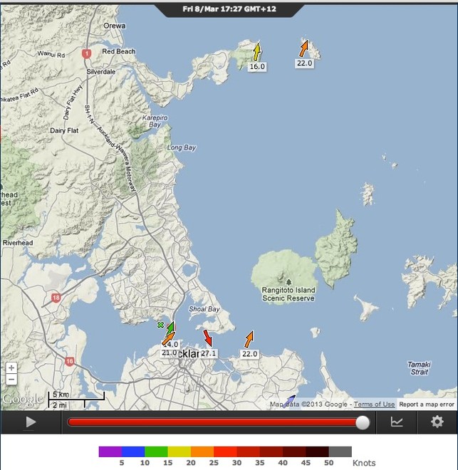 PredictWind Location of Weather stations - Tiritiri is at the top reading 22kts (average), Bean Rock is at the bottom reading 22kts (average). The AC72s raced  off Takapuna Beach opposite the inland lake. From Takapuna Beach they sailed on starboard into the Channel before turning downwind and heading in the direction of Tiritiri. The red and white striped lighthouse that the boats sail past is at the nearest point of Rangitoto to Takapuna.  © PredictWind.com www.predictwind.com