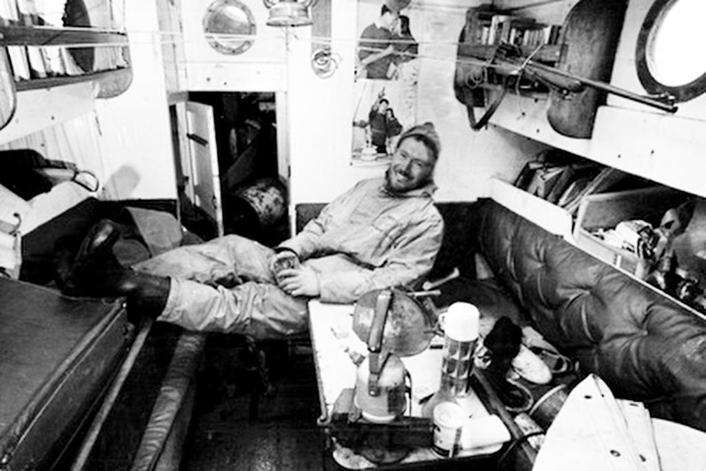Circa 22nd April 1969: Robin Knox-Johnston relaxes to enjoy his first pint of beer in 313 days, after becoming the first man to sail solo non-stop around the globe. Knox-Johnston was the sole finisher in the Sunday Times Golden Globe solo round the world race, having set out from Falmouth, England on 14th June 1968 © Bill Rowntree - PPL http://www.pplmedia.com