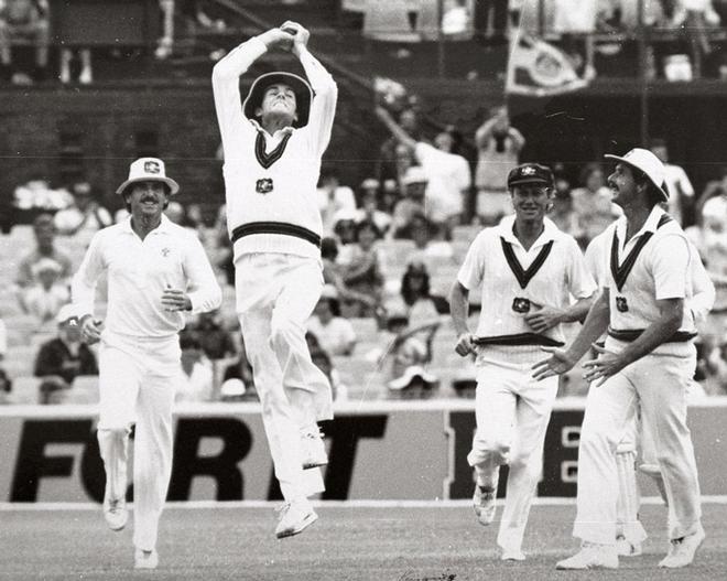 Ian Chappel1 22nd catch 1984 © Kenyon Sports