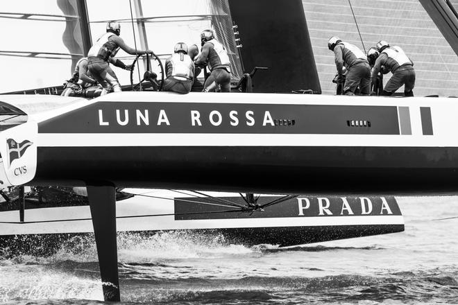 2013 America’s Cup - Luna Rossa Challenge vs Artemis Racing © Carlo Borlenghi http://www.carloborlenghi.com
