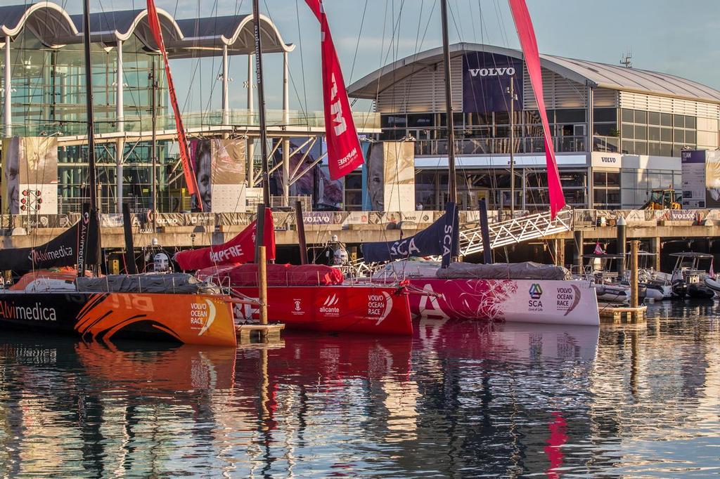 Al quiet on the Auckland waterfront three days before the expected arrival of Cyclone Pam ©  Ainhoa Sanchez/Volvo Ocean Race
