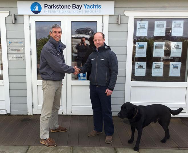 Liz_Rushall_Dave Richards from Elvstrom congratulates Jimmy Warrington Smyth from Parkstone Bay Yachts © Liz Rushall