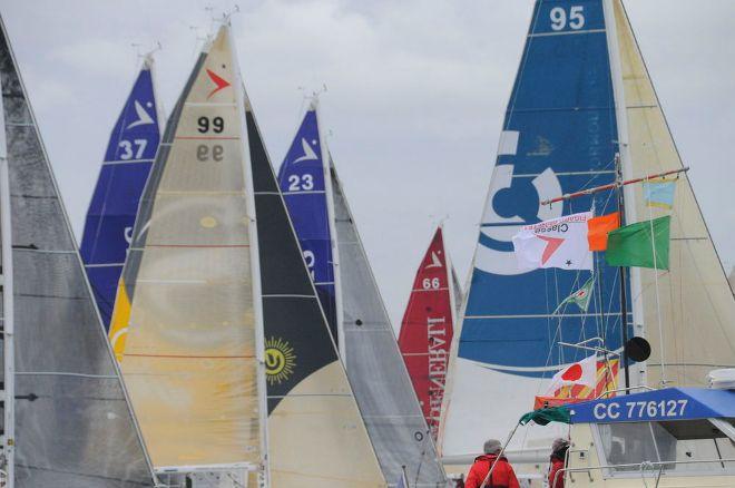 There was eight knots and calm waters for the Solo Concarneau start - Solo Concarneau 2015 © Artemis Offshore Academy