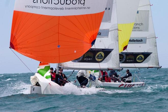 Close competition today: Holz and Hollerbach battle downwind © Isao Toyama/CMRC