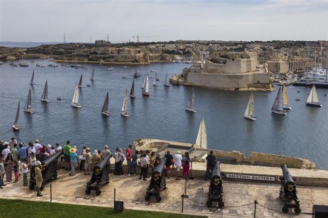 Valletta's Saluting Battery is a perfect spot to enjoy the start  - 2015 Rolex Middle Sea Race ©  Rolex / Carlo Borlenghi http://www.carloborlenghi.net