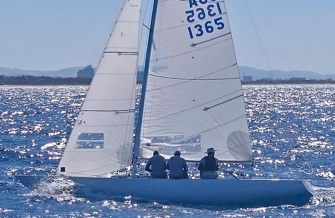 The team from Land Rat borrowed David Healey’s Rapscallion to get out there and enjoy the event. - 2015 Etchells Queensland State Championship © Southport Yacht Club http://www.southportyachtclub.com.au