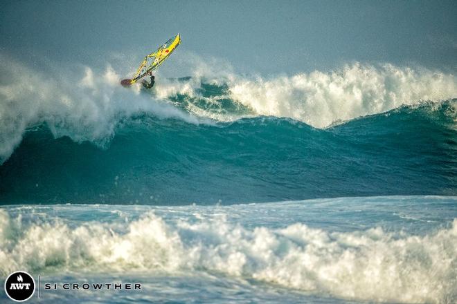 Kai Lenny thriving in a big day at Ho'okipa - 2015 Novenove Maui Aloha Classic © American Windsurfing Tour / Sicrowther