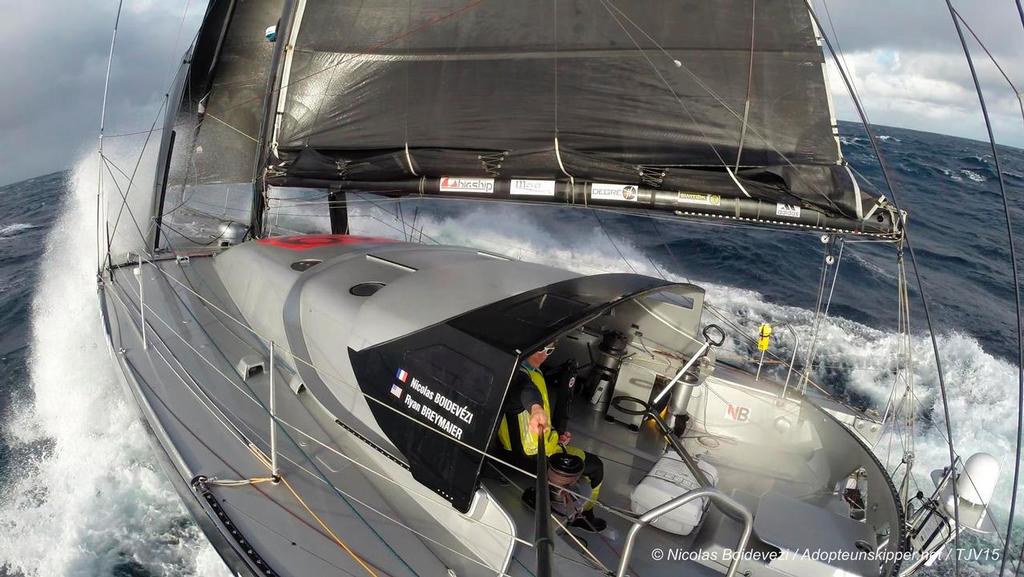 Onboard picture from IMOCA Adopteunskipper.net, skippers Nicolas Boidevezi (FRA) and Ryan Breymaier (DEU), during the Transat Jacques Vabre on october 27, 2015 on the Atlantic ocean - Photo Nicolas Boidevezi / Adopteunskipper.net © Transat Jacques Vabre